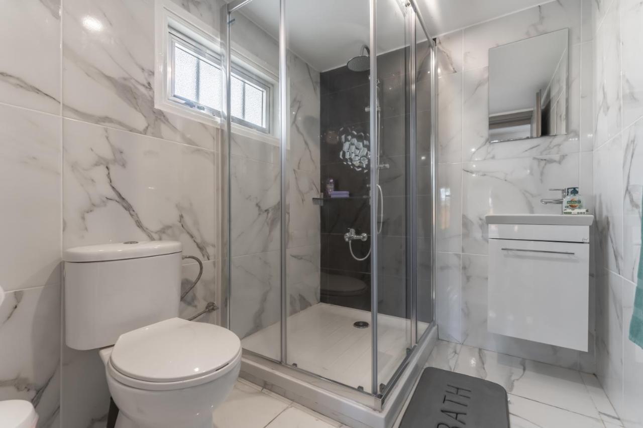 Sant Central Deluxe Apartments Ayia Napa Luaran gambar