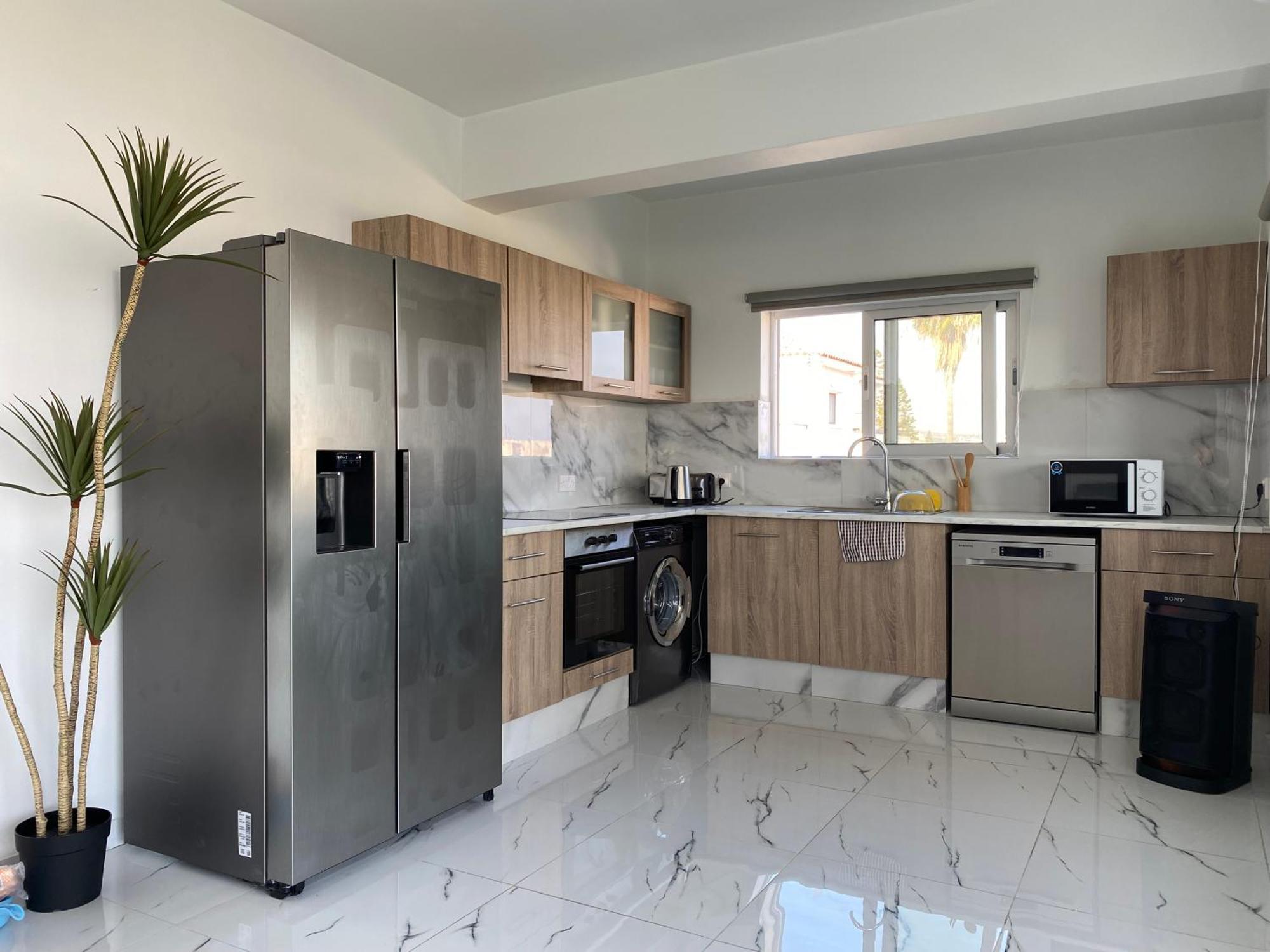 Sant Central Deluxe Apartments Ayia Napa Luaran gambar