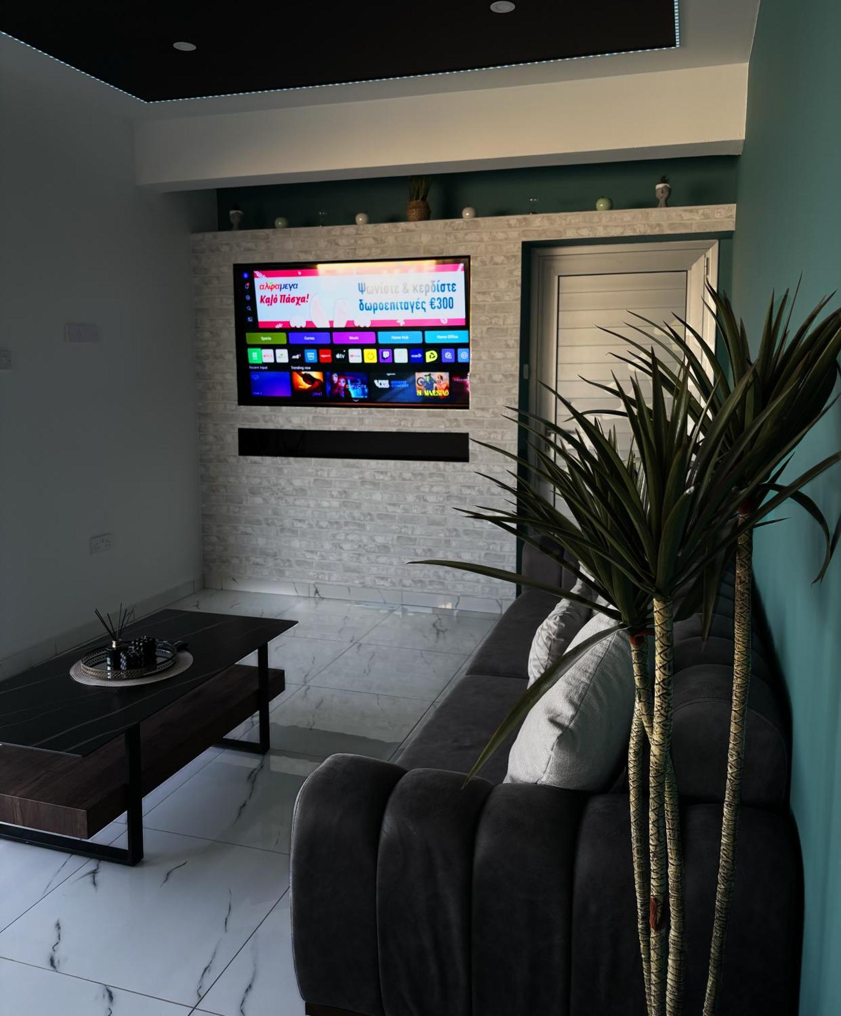 Sant Central Deluxe Apartments Ayia Napa Luaran gambar