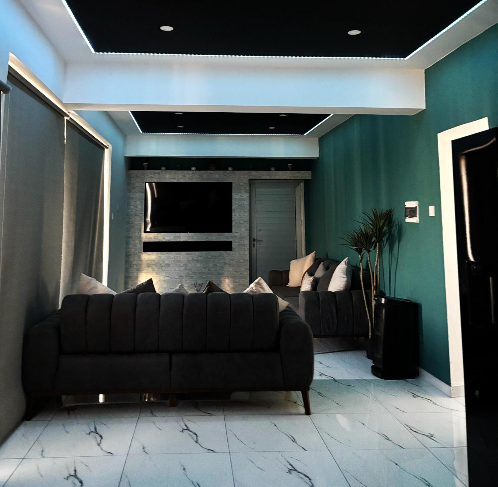 Sant Central Deluxe Apartments Ayia Napa Luaran gambar